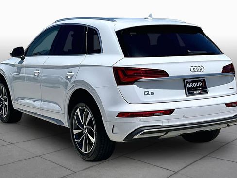 Used 2021 Audi Q5 2.0T Premium Plus w/ Premium Plus Package AWD/4WD image 12