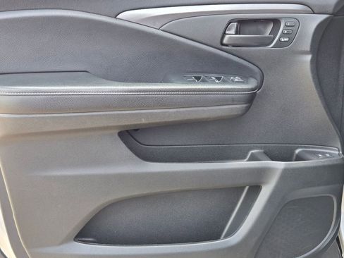 Used 2022 Honda Passport EX-L image 10