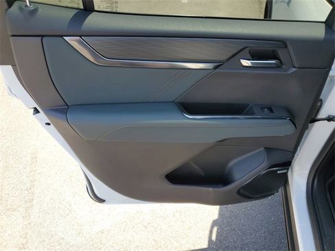 New 2025 GMC Acadia AT4 w/ Super Cruise Package image 20