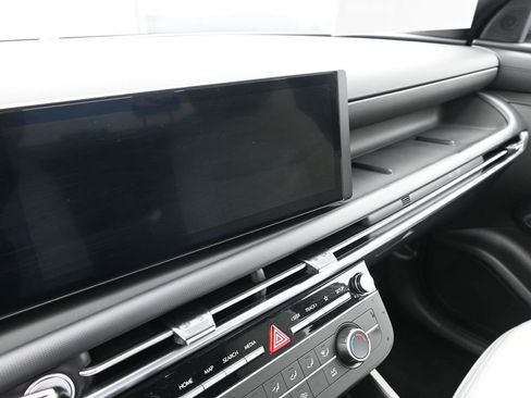 Certified 2026 Hyundai Santa Cruz SE image 31