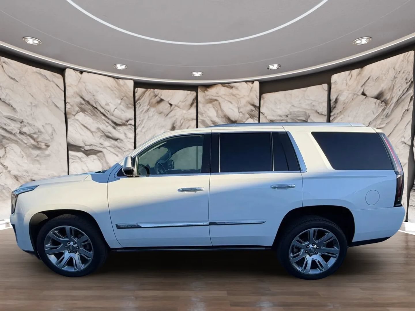 Used 2016 Cadillac Escalade Premium RWD image 5
