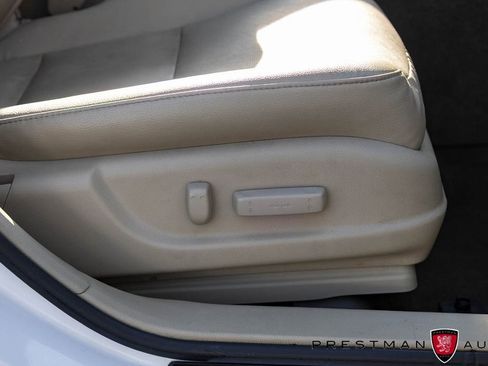 Used 2018 Acura RDX AWD w/ Advance Package image 23