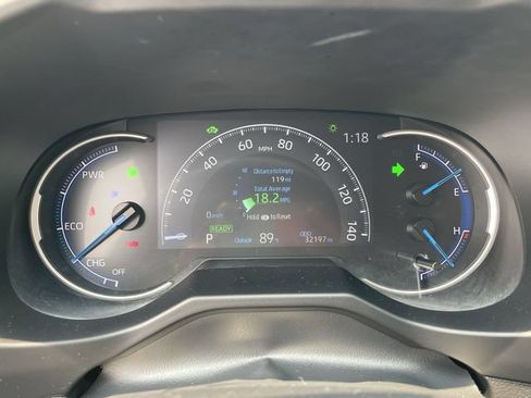 Certified 2025 Toyota RAV4 LE AWD/4WD image 16