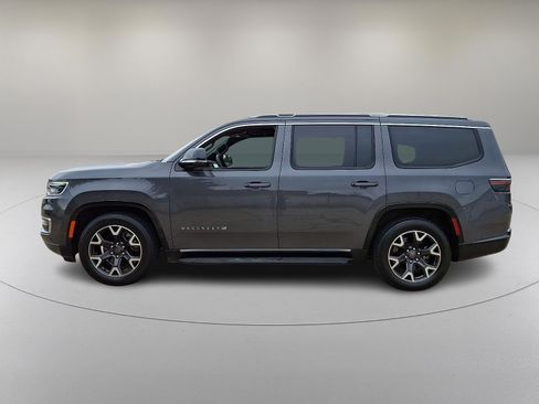 Used 2024 Jeep Wagoneer Series III AWD/4WD image 6