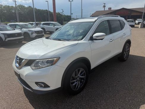 Used 2016 Nissan Rogue SL w/ SL Premium Package AWD/4WD image 4