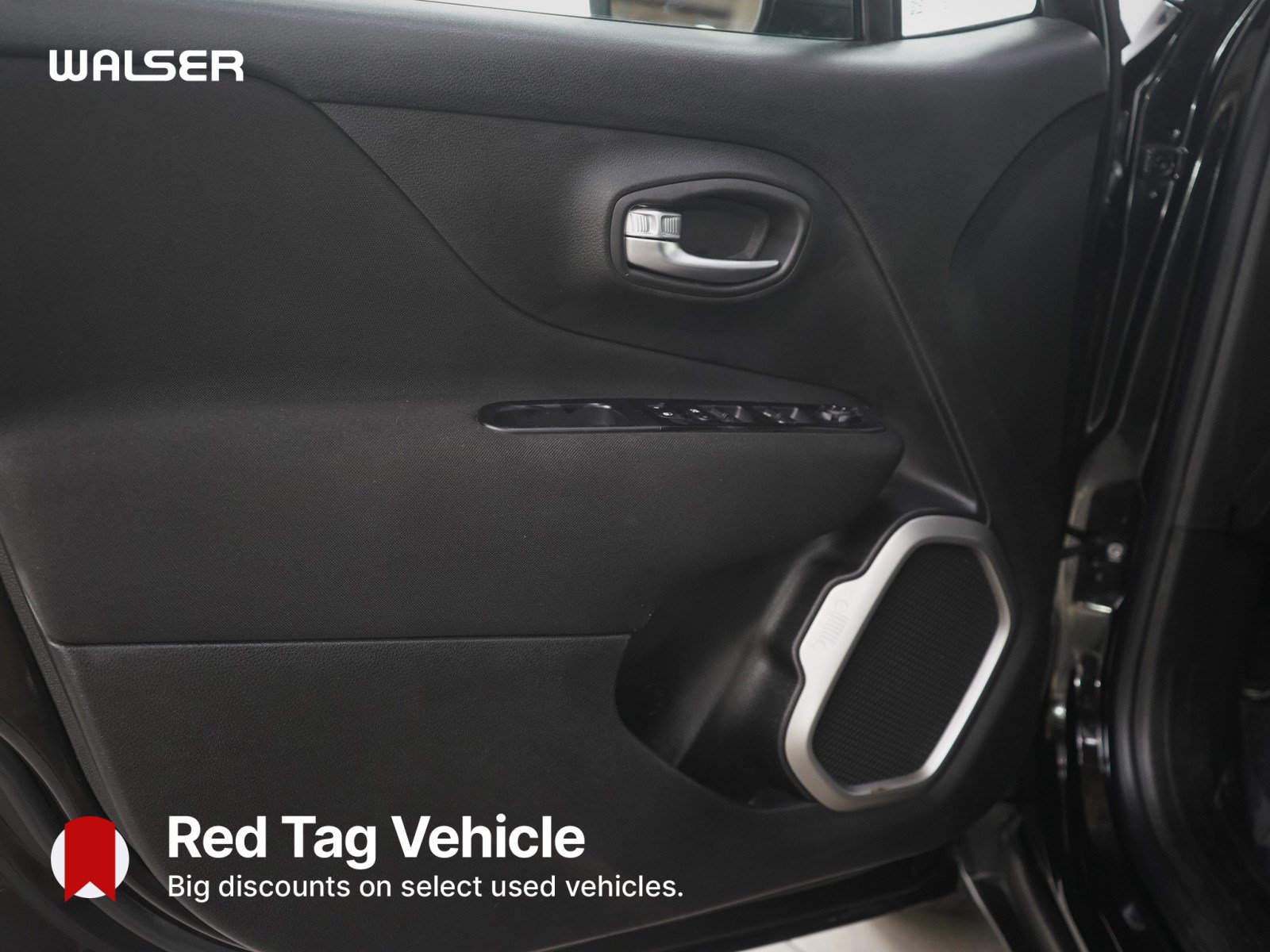Used 2021 Jeep Renegade Latitude AWD/4WD image 18
