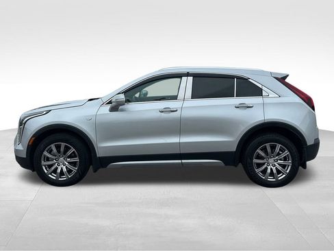 Used 2021 Cadillac XT4 Premium Luxury image 9