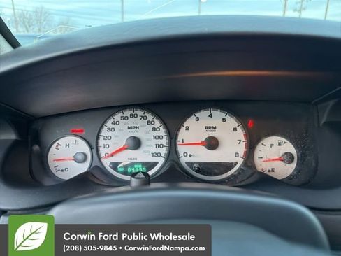 Used 2005 Dodge Neon SXT image 16