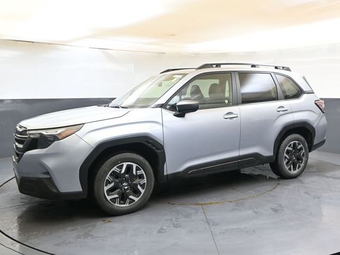 Certified 2025 Subaru Forester Premium AWD/4WD image 2
