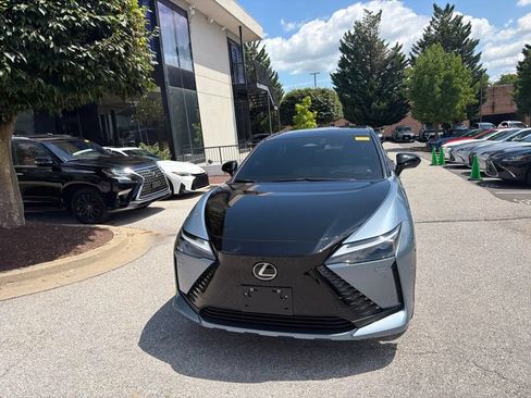 Used 2025 Lexus RZ 450e w/ Technology Package AWD/4WD image 2