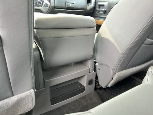 Used 2016 Chevrolet Silverado 1500 LTZ w/ LTZ Plus Package AWD/4WD image 22