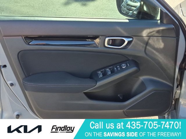 Used 2025 Honda Civic Sport image 13