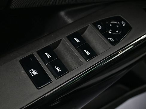 Used 2025 BMW X3 M50 w/ Premium Package image 18