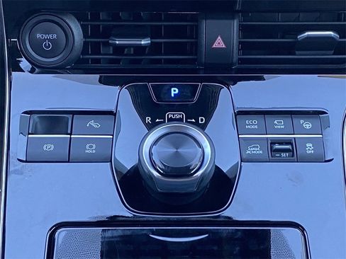 Certified 2024 Toyota bZ4X AWD image 31