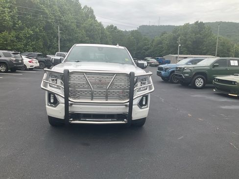 Used 2020 GMC Sierra 1500 Denali w/ Denali Ultimate Package AWD/4WD image 2
