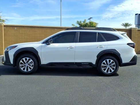 Certified 2025 Subaru Outback Premium w/ Popular Package #1A image 4