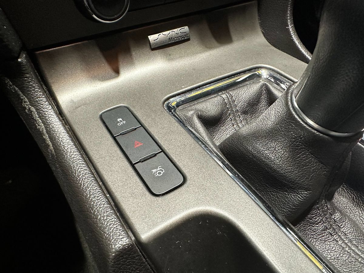 Used 2014 Ford Mustang GT Premium RWD image 32