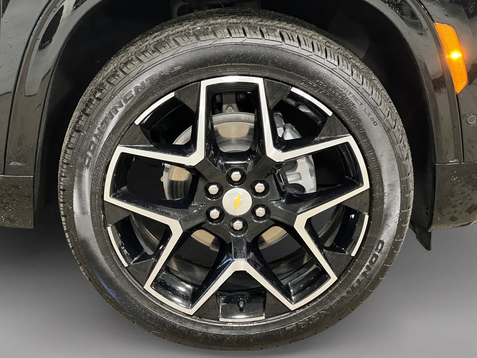 Used 2026 Chevrolet Traverse High Country w/ LPO, Floor Liner Package AWD/4WD image 19