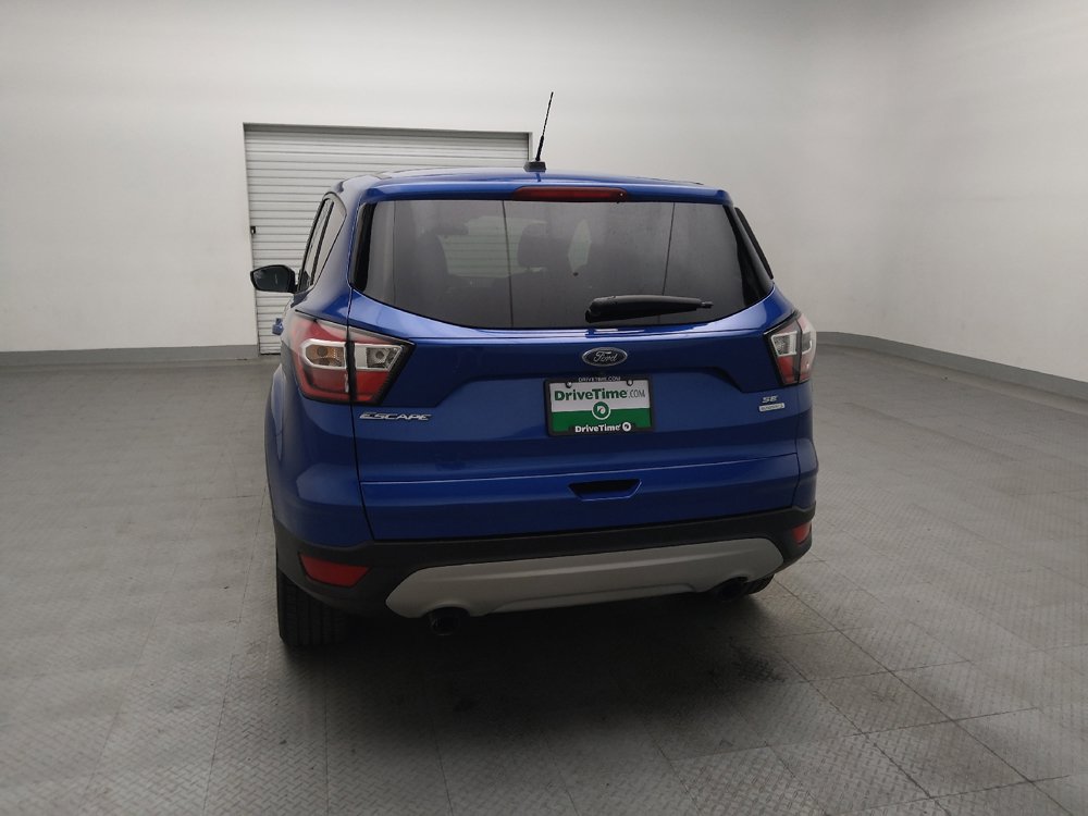 Used 2017 Ford Escape SE w/ SE Cold Weather Package FWD image 6