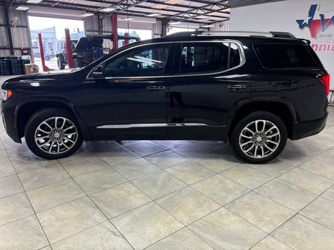 Used 2023 GMC Acadia Denali FWD image 10