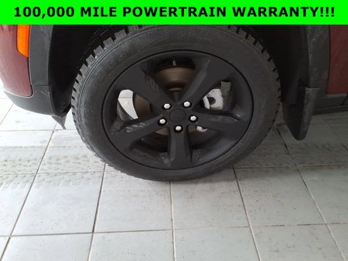 Used 2023 Jeep Grand Cherokee Altitude image 8