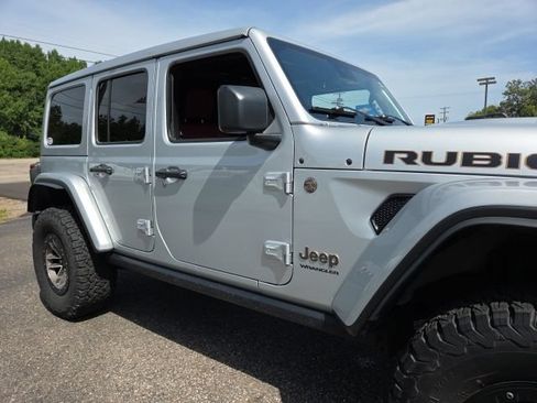 Used 2024 Jeep Wrangler Unlimited Rubicon 392 AWD/4WD image 36
