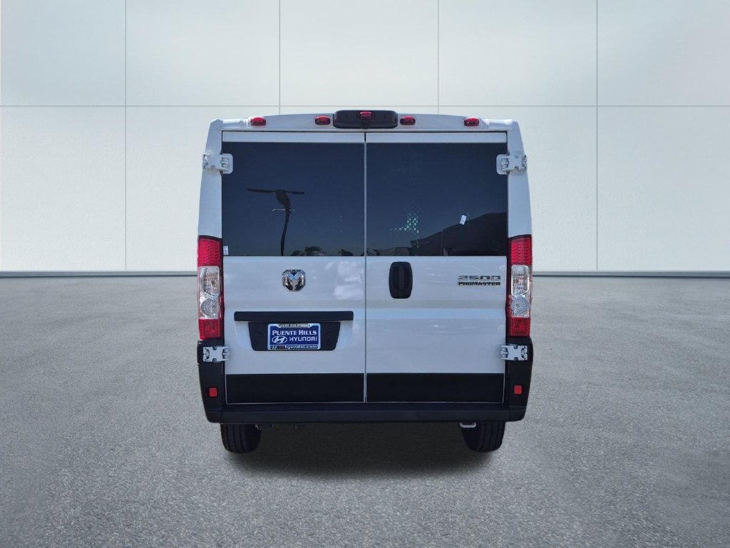 Used 2025 RAM ProMaster 2500 w/ U-Haul Equipment Group FWD image 5