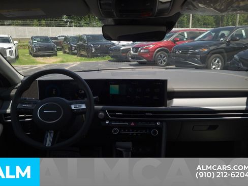 Used 2025 Hyundai Sonata SE FWD image 20