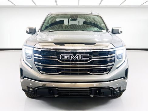 Used 2024 GMC Sierra 1500 SLT w/ SLT Premium Plus Package AWD/4WD image 2