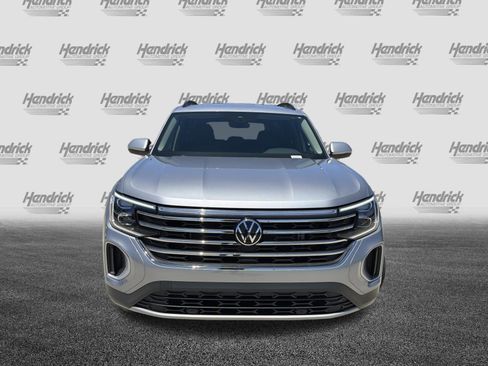 Used 2024 Volkswagen Atlas SE AWD/4WD image 3