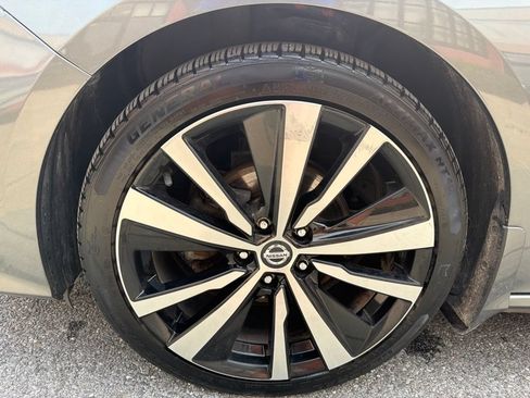 Used 2022 Nissan Altima 2.0 SR FWD image 10