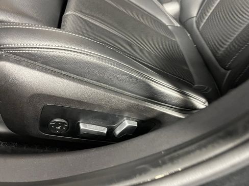 Used 2023 BMW 330e w/ Premium Package image 21