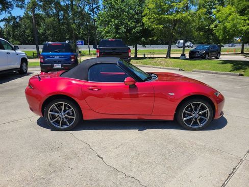 Used 2017 MAZDA MX-5 Miata Grand Touring RWD image 8
