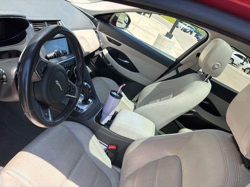 Used 2019 Jaguar E-PACE SE AWD/4WD image 11