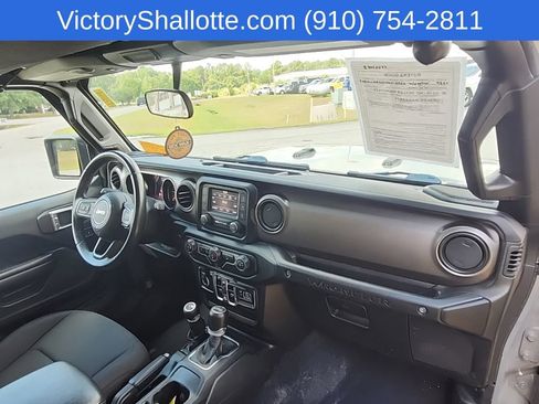 Used 2020 Jeep Wrangler Unlimited Sport AWD/4WD image 30