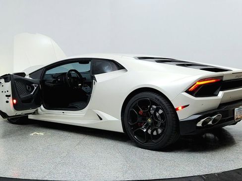 Used 2018 Lamborghini Huracan LP 580-2 image 10