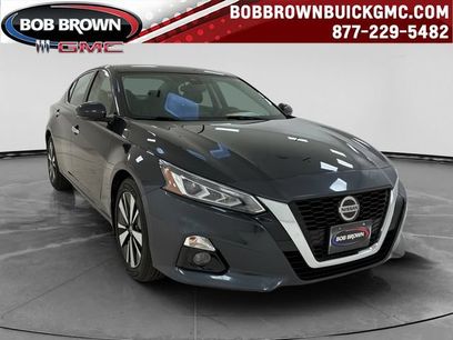 Used 2021 Nissan Altima 2.5 SL