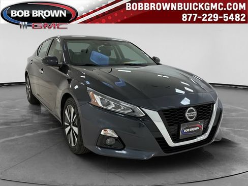 Used 2021 Nissan Altima 2.5 SL FWD image 1