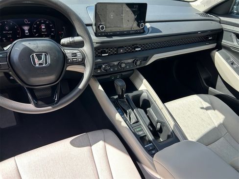 New 2025 Honda Accord SE image 11