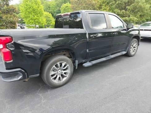 Used 2022 Chevrolet Silverado 1500 RST w/ Convenience Package II RWD image 9