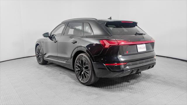 Used 2024 Audi Q8 e-tron Prestige w/ Prestige Package AWD/4WD image 5