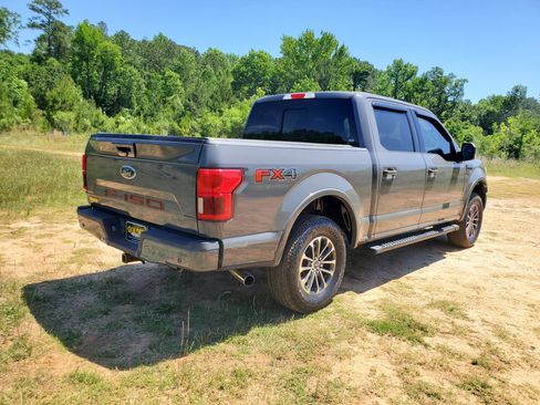 Used 2018 Ford F150 Lariat w/ Equipment Group 502A Luxury AWD/4WD image 11