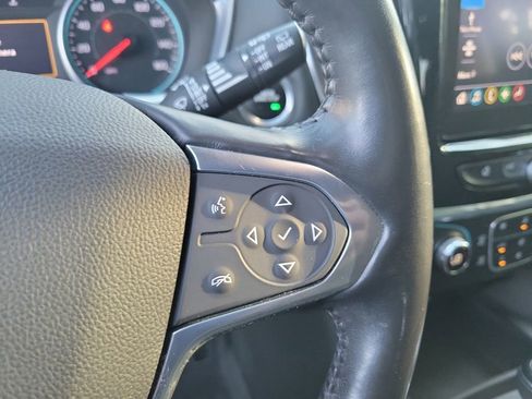 Used 2020 Chevrolet Traverse LT FWD image 30