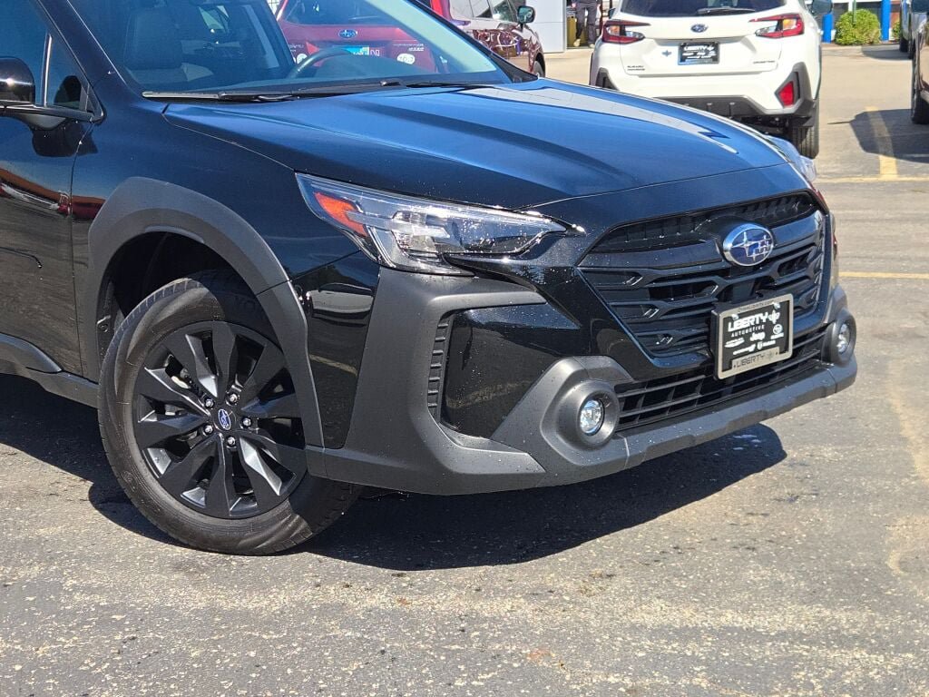 Certified 2024 Subaru Outback Onyx Edition AWD/4WD image 2