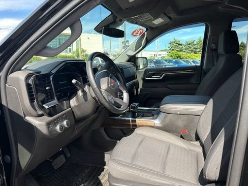 Used 2023 GMC Sierra 1500 Elevation w/ X31 Off-Road Package AWD/4WD image 19