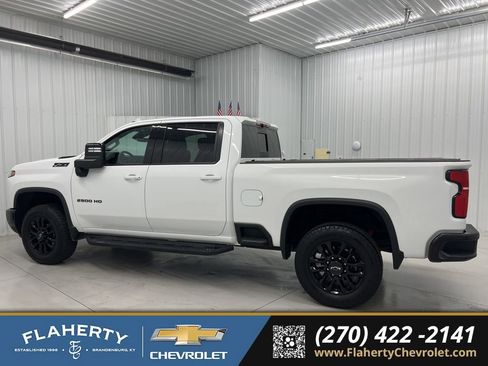 Used 2025 Chevrolet Silverado 2500 LTZ w/ Trail Boss Package image 5