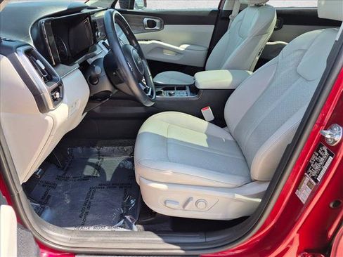 Used 2023 Kia Sorento S w/ Panoramic Sunroof Package AWD/4WD image 17