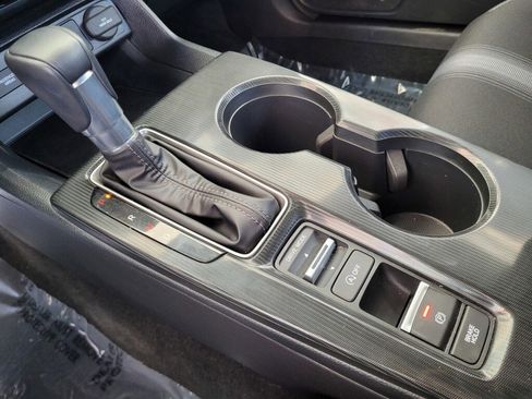 Certified 2025 Honda Civic Sport image 16