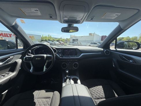 Used 2020 Chevrolet Blazer LT FWD image 29