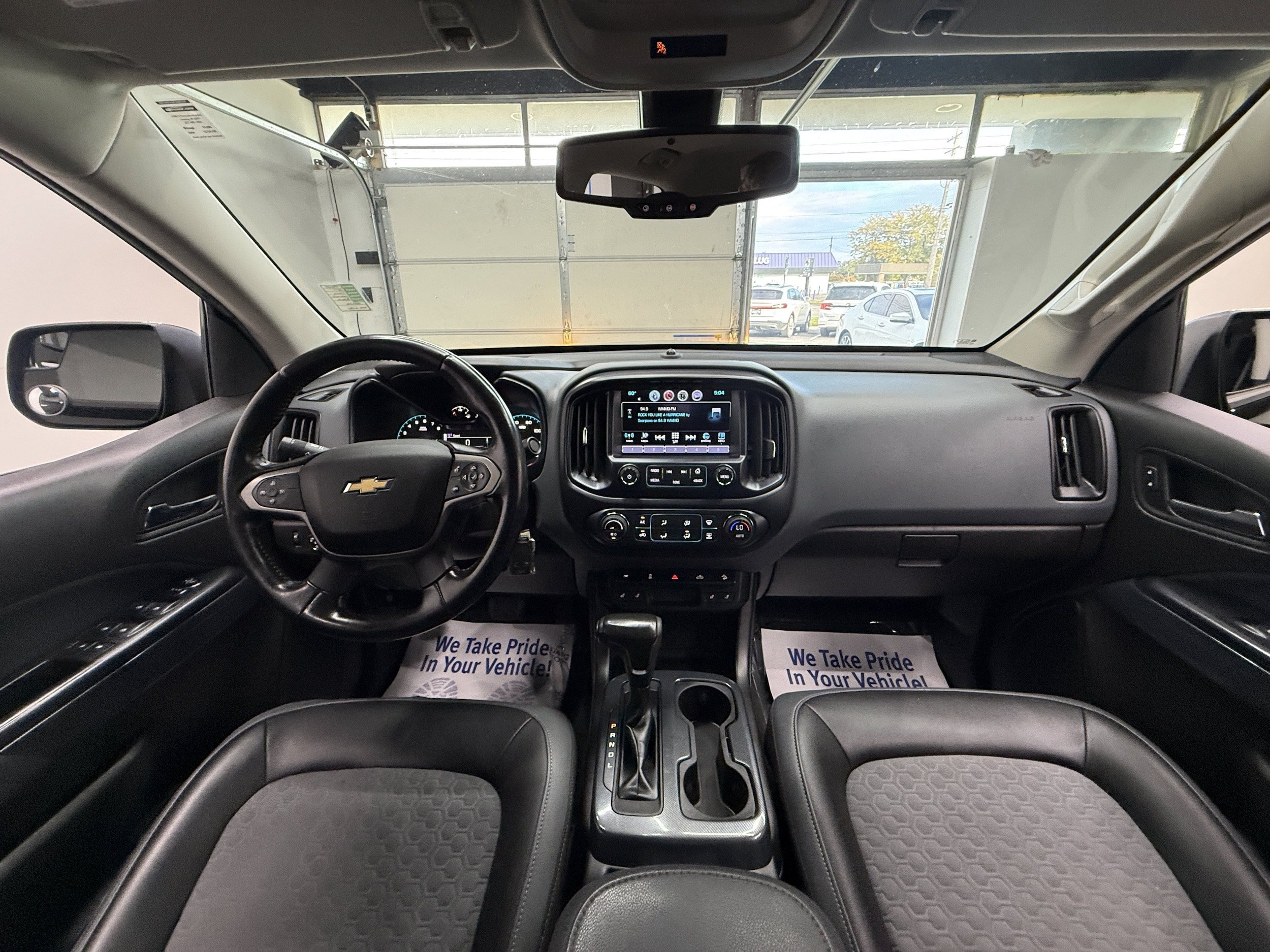 Used 2017 Chevrolet Colorado Z71 AWD/4WD image 11